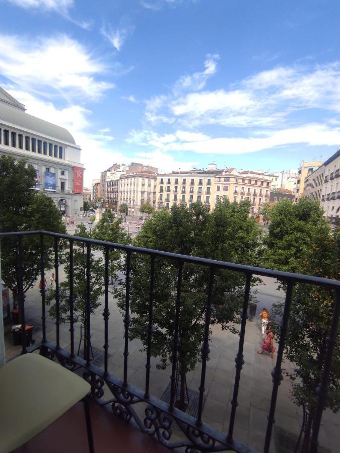 Parsa Homstay Madrid Extérieur photo